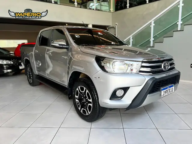 Carro Toyota Hilux Cabine Dupla 2017 Hilux 2.8 16v TDI SRV CD 4x4 (Aut)