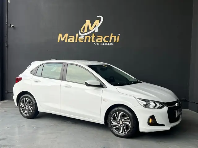 Carro Chevrolet Onix Plus 2024 LT 1.0