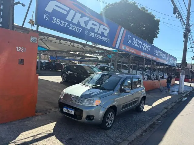 Carro Fiat Uno 2011 Vivace 1.0 8V (Flex) 4p