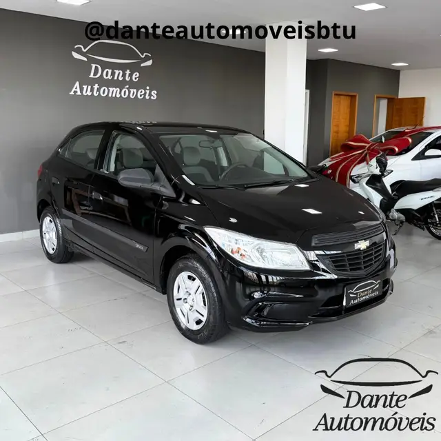 Carro Chevrolet Onix 2015 1.0 LS SPE/4