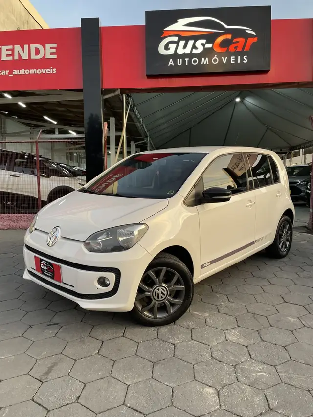 Carro Volkswagen Up! 2017 1.0 12v E-Flex Run I-Motion