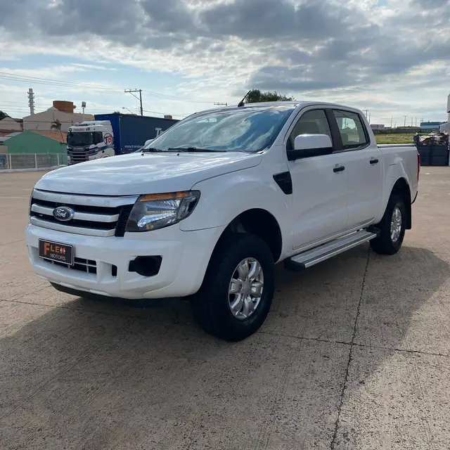 Carro Ford Ranger Cabine Dupla 2014 Ranger 2.5 Flex 4x2 CD XLS