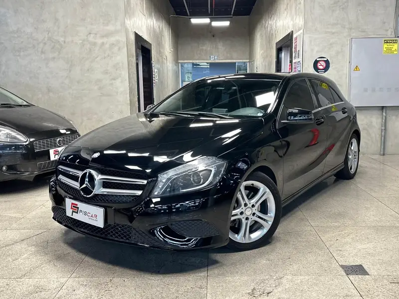 Mercedes-Benz Classe A 200 Urban 1.6 DCT Turbo