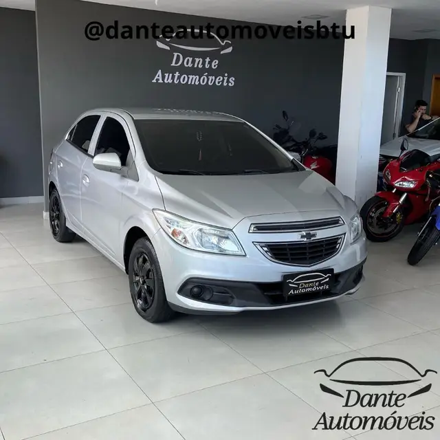 Carro Chevrolet Onix 2014 1.0 LT SPE/4