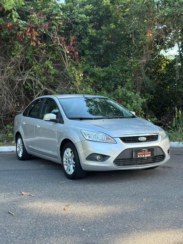 Carro Ford Focus Sedan 2013 GLX 1.6 16V (Flex)