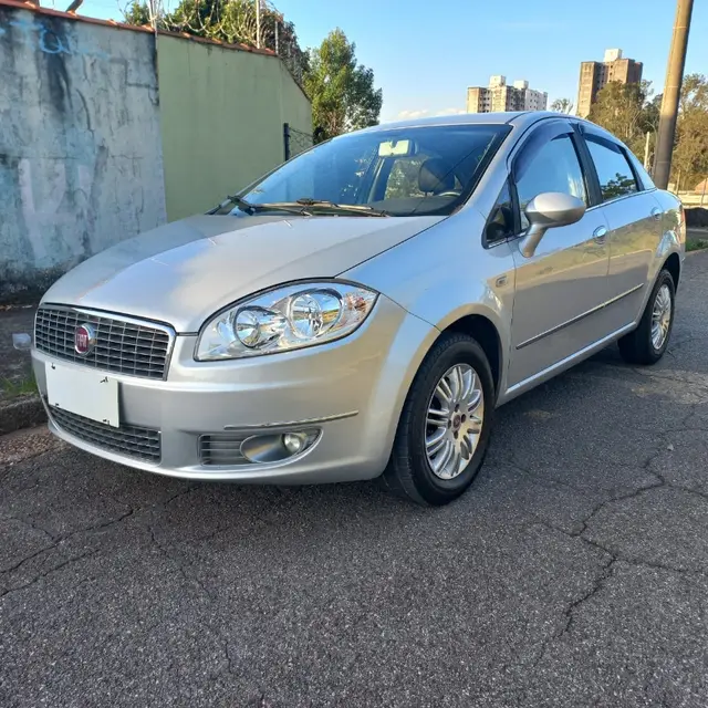Carro Fiat Linea 2010 LX 1.9 16V (Flex)