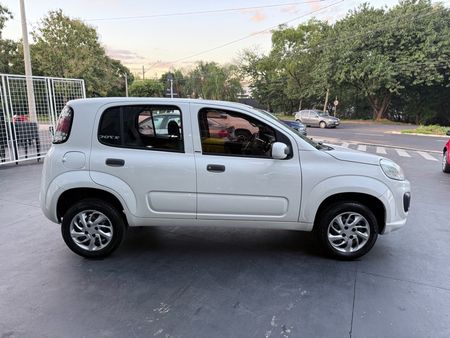 Uno Attractive 1.0 (Flex) 4p