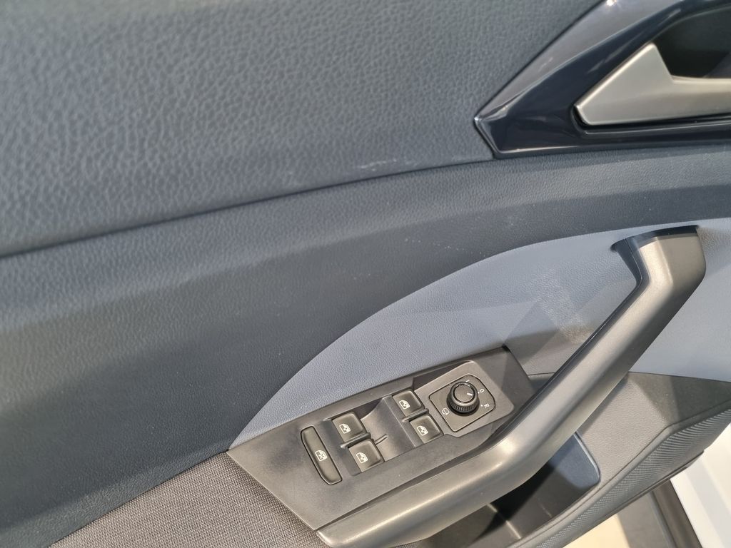 T-Cross 1.0 200 TSI Comfortline (Aut) (Flex)