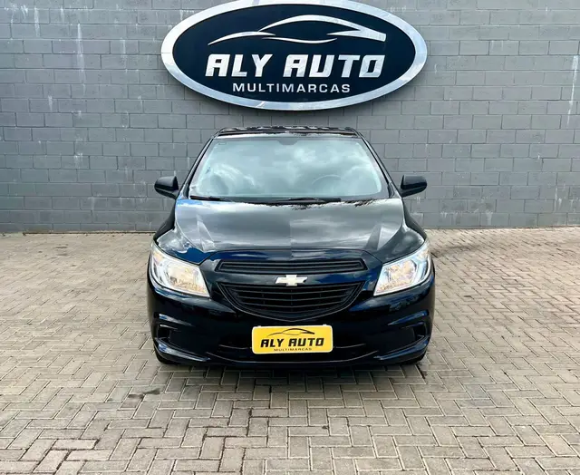 Carro Chevrolet Onix 2015 1.0 LS SPE/4