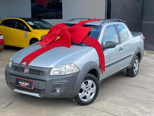Carro Fiat Strada 2014 Working 1.4 (Flex)