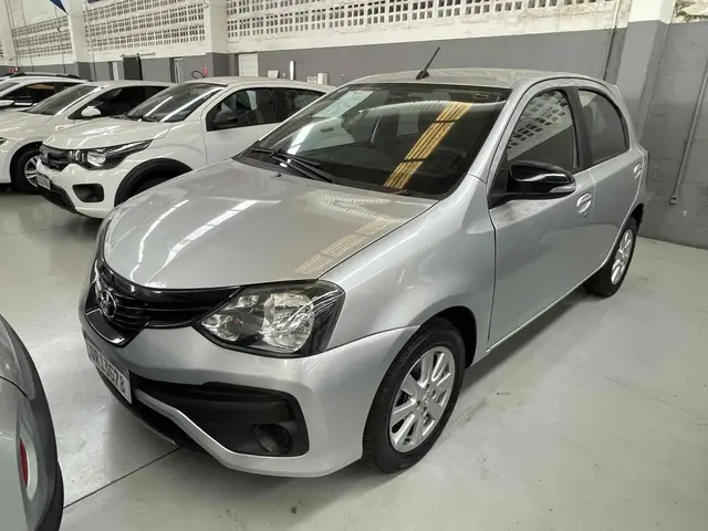 Carro Toyota Etios 2020 X Plus 1.5 (Aut) (Flex)