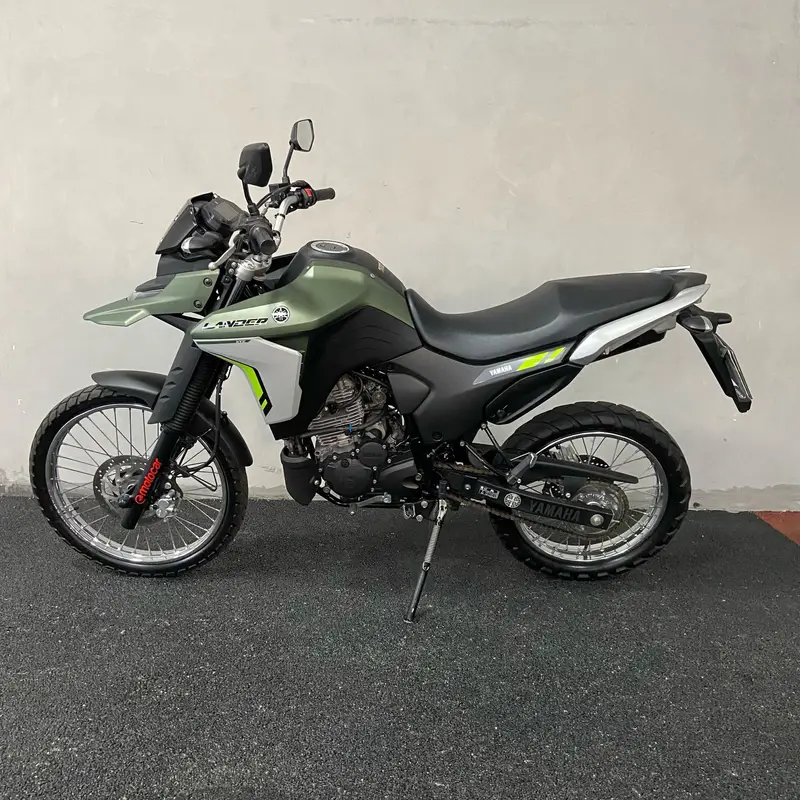 Yamaha XTZ 250 Lander Connected