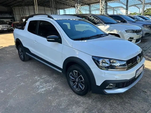 Carro Volkswagen Saveiro 2023 Cross Cabine Dupla