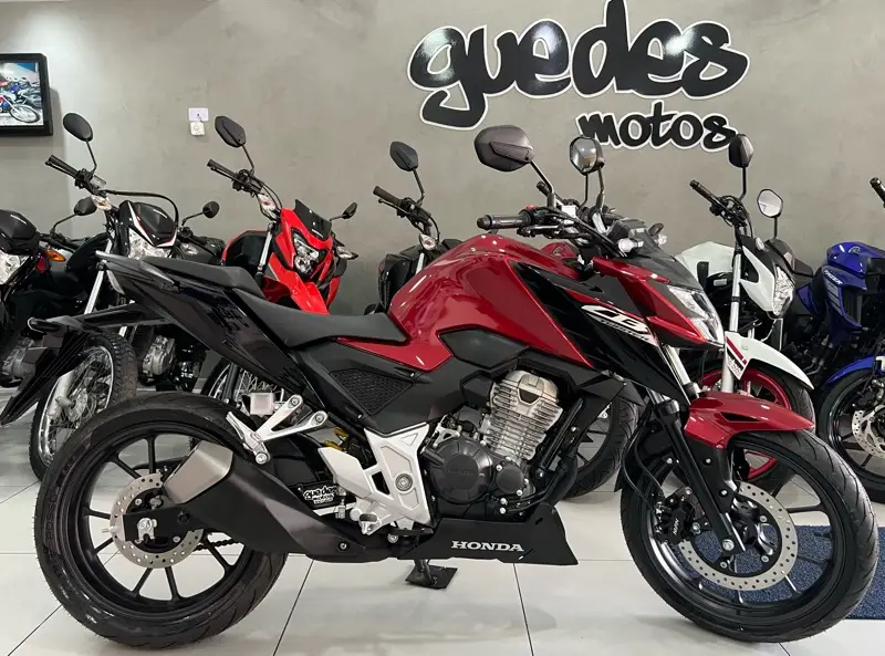 Honda CB 300F Twister (CBS)