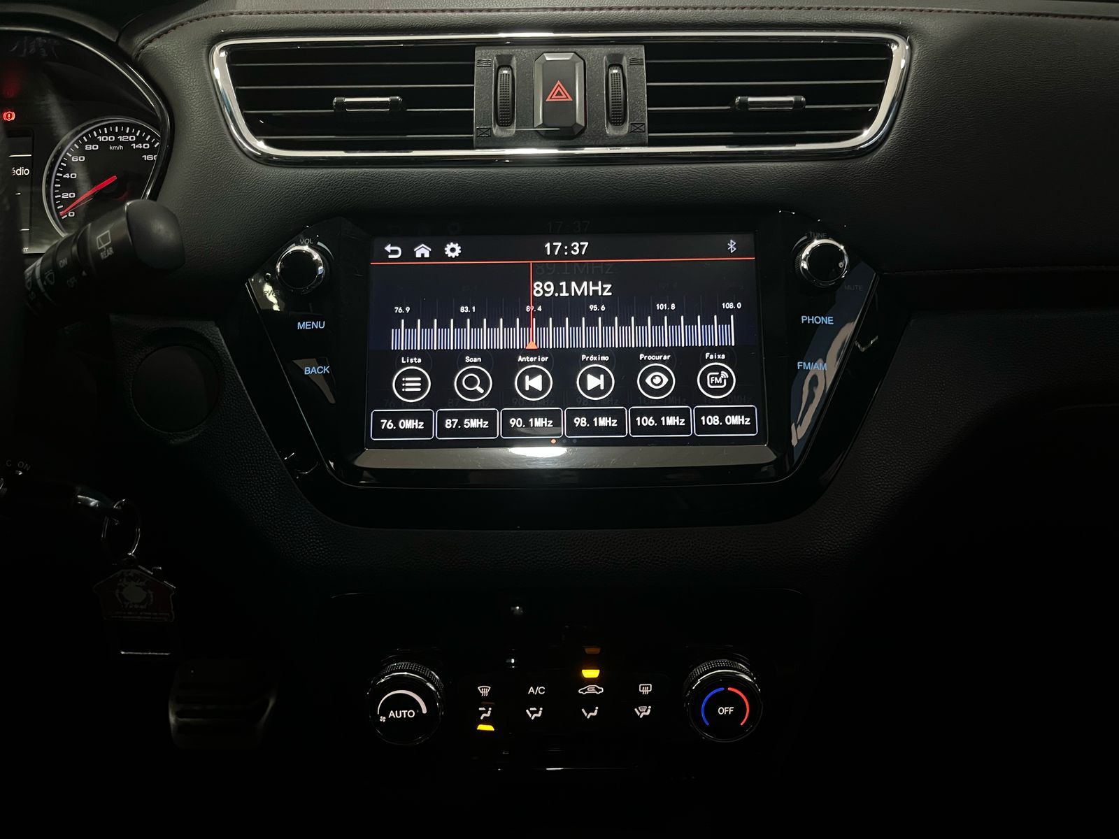 JAC T40