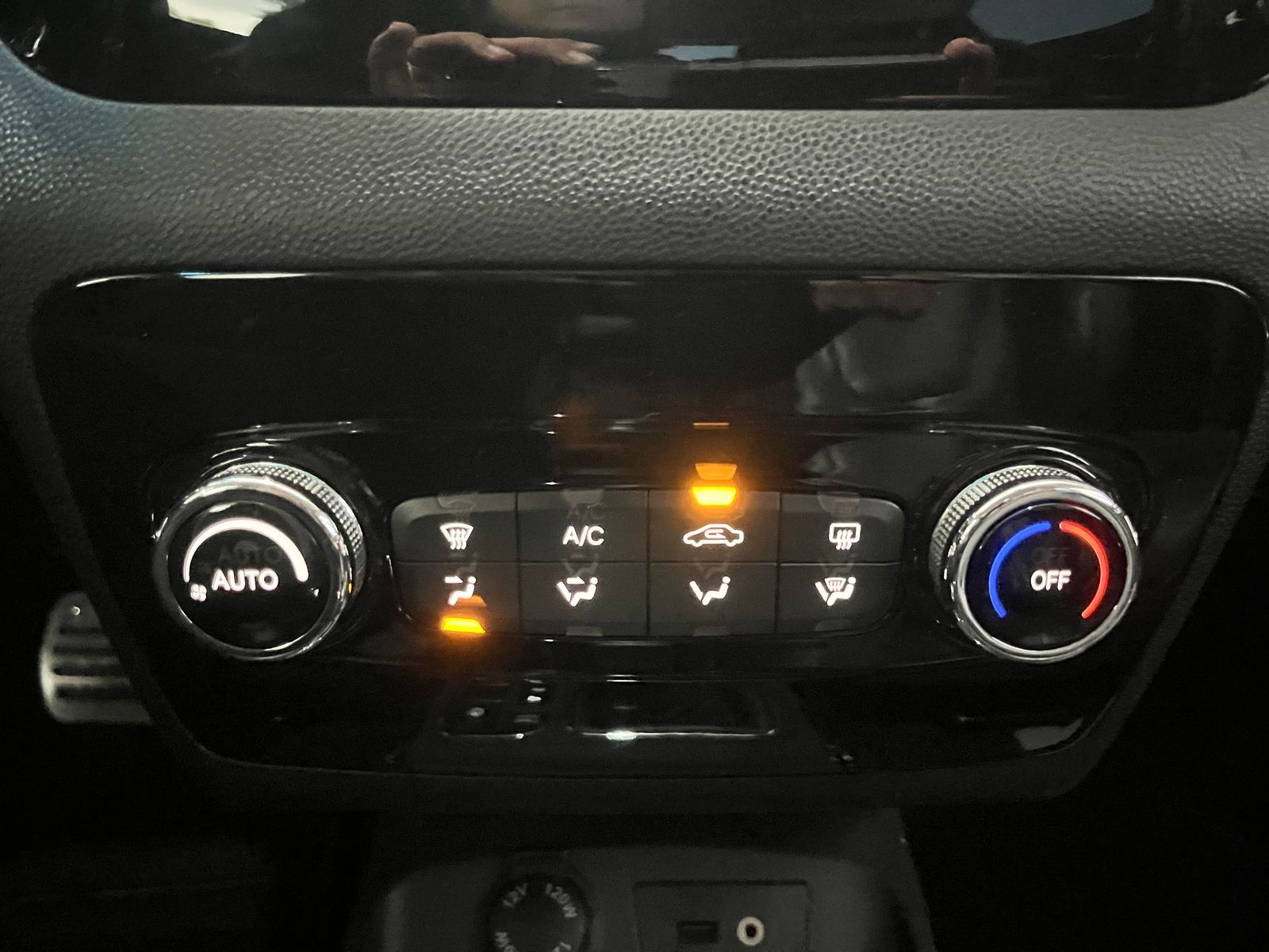 JAC T40