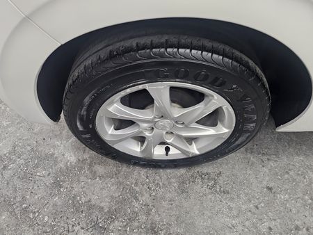208 Allure 1.5 8V (Flex)