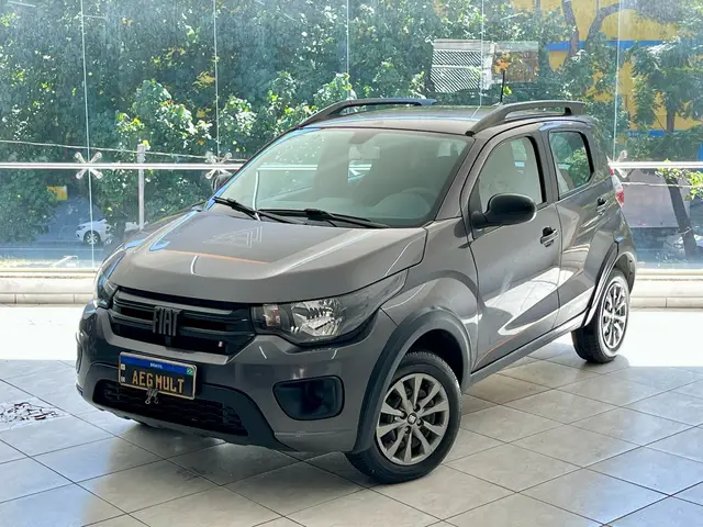 Carro Fiat Mobi 2024 Trekking 1.0