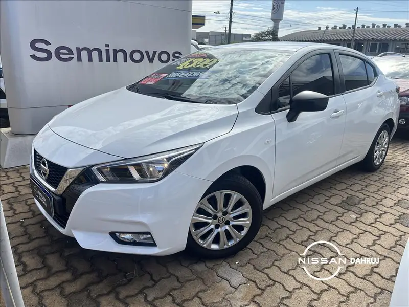 Nissan Versa Sense 1.6 (Flex) (Aut)