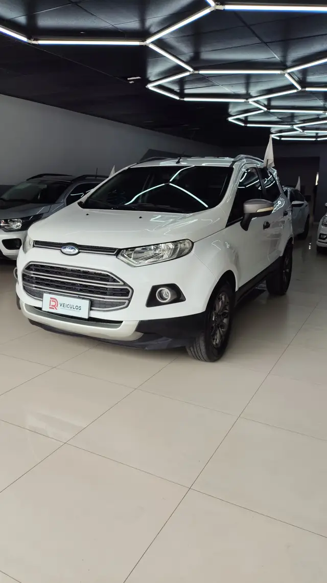 Carro Ford EcoSport 2015 Ecosport SE 1.6 16V (Flex)