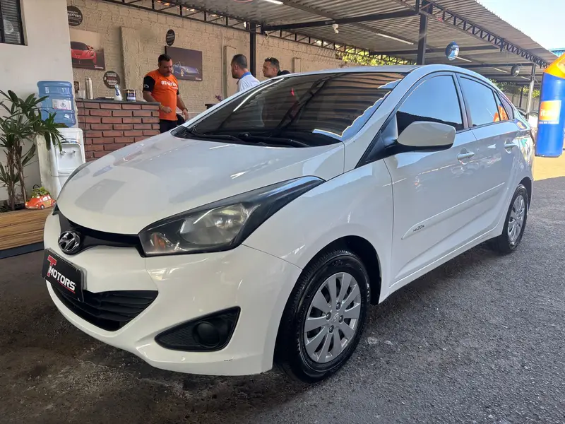 Hyundai HB20S 1.6 Comfort Plus (Flex)
