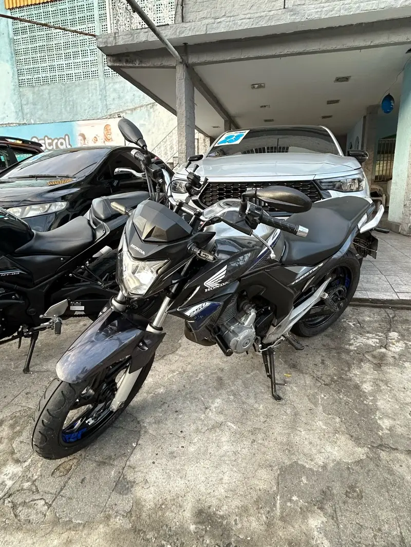 Honda CB 250F Twister (CBS)