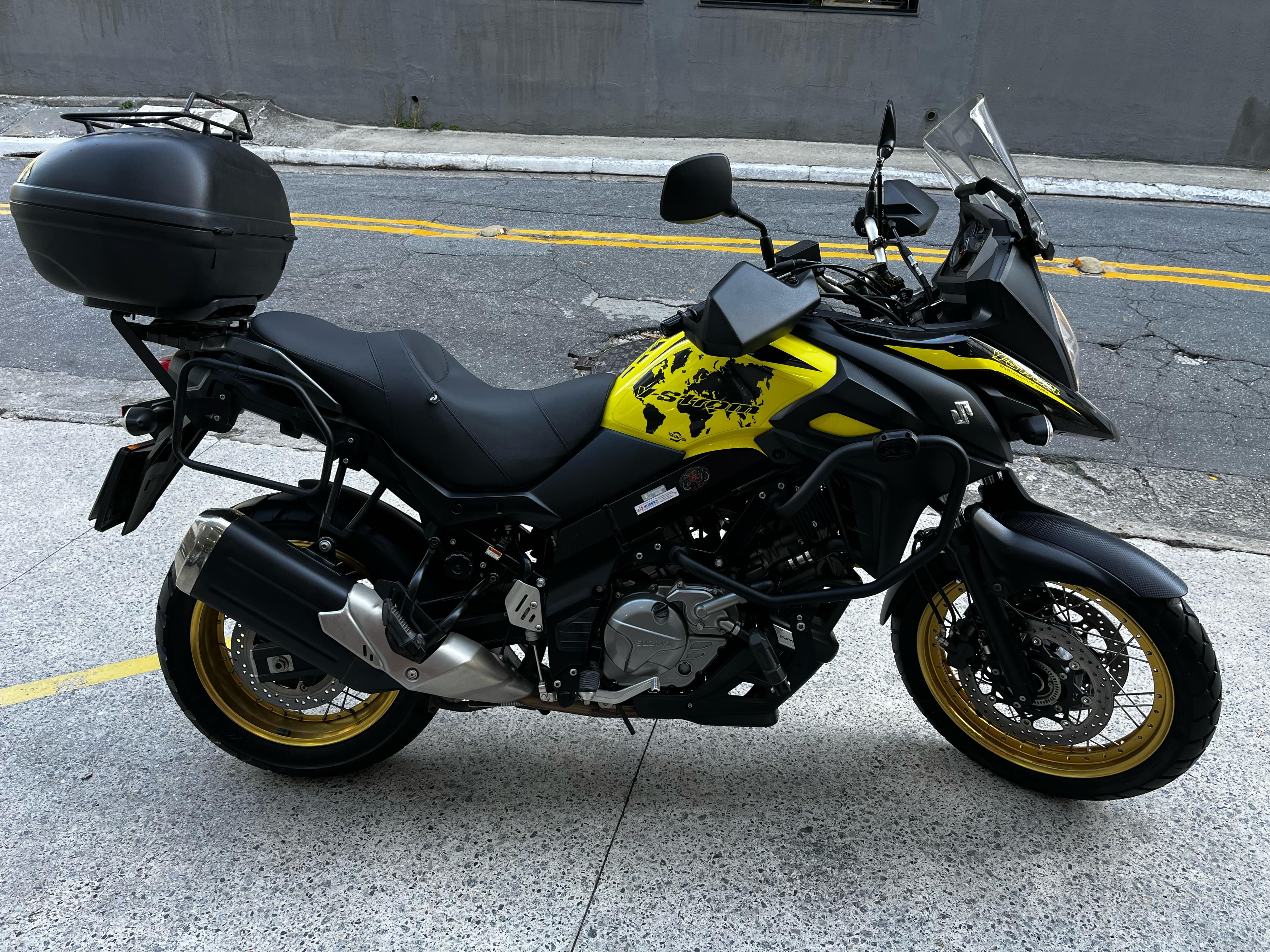 Suzuki DL 650