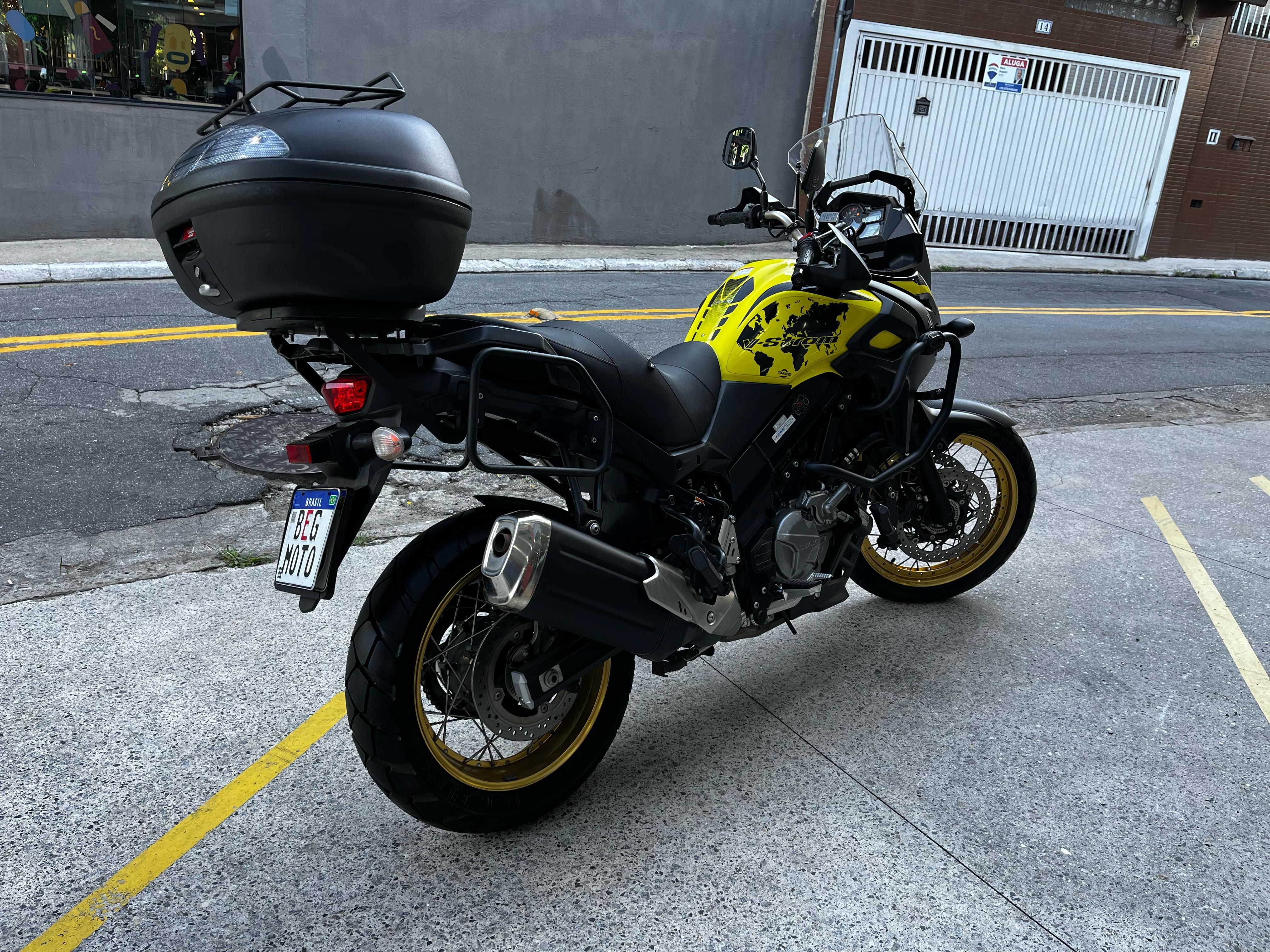Suzuki DL 650