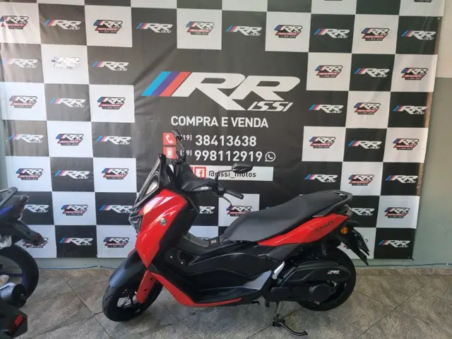 Moto Yamaha NMax 2025 Connected 160 ABS