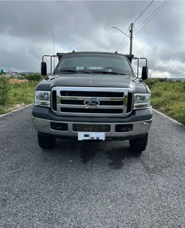 Carro Ford F 4000 2010 Turbo 4x4 (N.Serie Cummins)