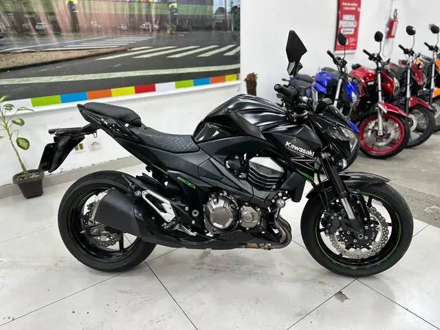 Carro Kawasaki Z 800 2016 Z-800