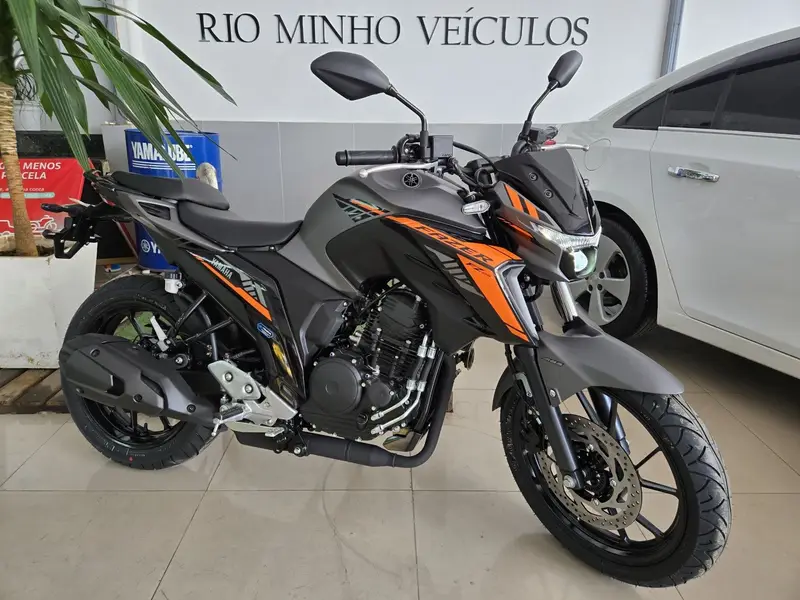 Yamaha Fazer FZ25 Flex