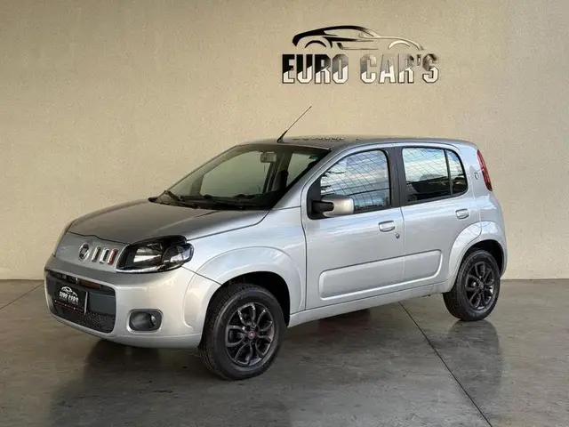 Carro Fiat Uno 2013 Vivace Italia 1.0 8V (Flex) 4p