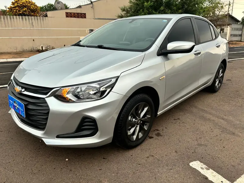 Chevrolet Onix Plus 1.0 LT (Flex)