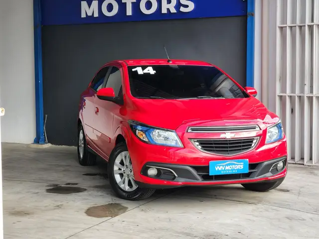 Carro Chevrolet Onix 2014 HATCH LTZ 1.4 8V FlexPower 5p Mec.