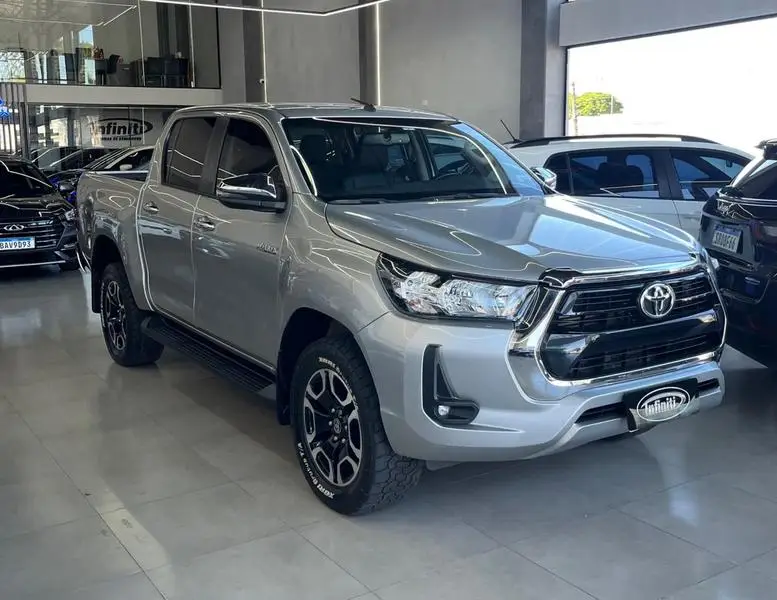 Toyota Hilux Cabine Dupla SRV 4x4 2.8 Diesel