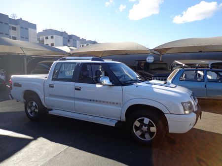 S10 Cabine Dupla S10 Executive 4x4 2.8 Turbo Electronic (Cab Dupla)