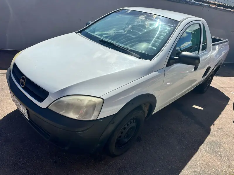 Chevrolet Montana Conquest 1.8 (Flex)
