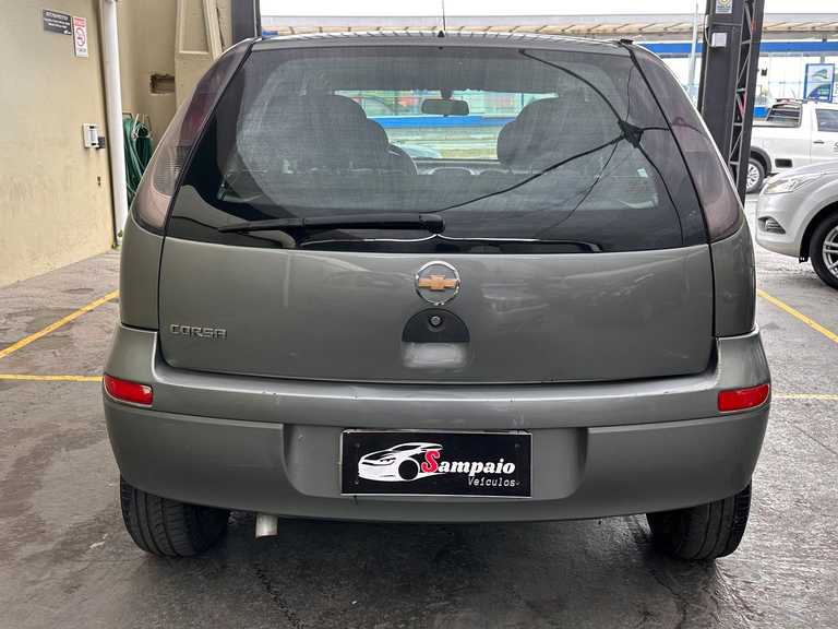 alt=