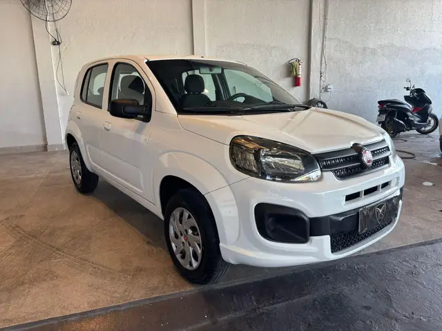 Carro Fiat Uno 2020 Attractive 1.0 8V (Flex) 4p