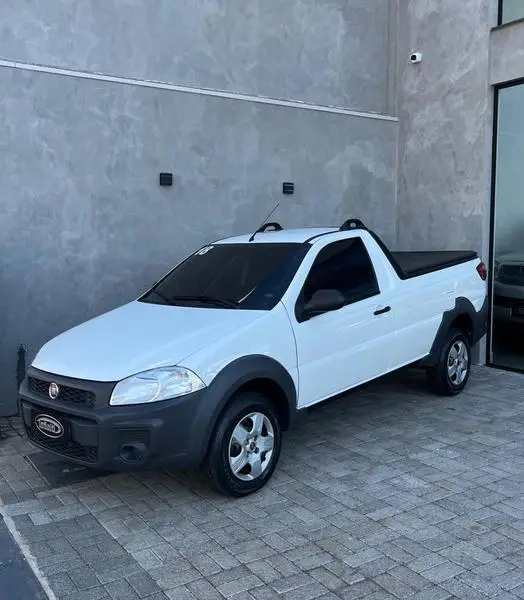 Carro Fiat Strada 2018 Hard Working 1.4 (Flex) (Cabine Simples)