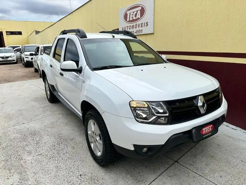 Renault Duster Oroch 1.6 16V SCe Express (Flex)