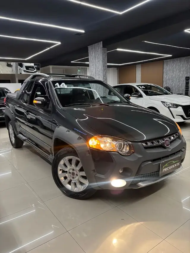 Carro Fiat Strada 2014 Adventure 1.8 16V (Flex) (Cabine Estendida)