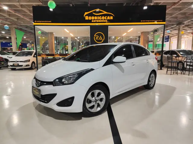 Carro Hyundai HB20S 2015 1.6 Comfort Plus (Aut) (Flex)