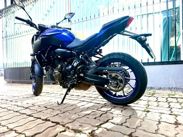Carro Yamaha MT-07 2024 ABS