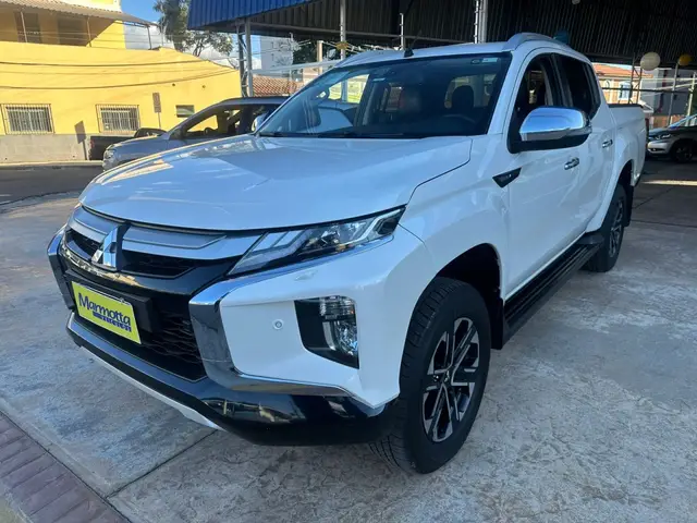Carro Mitsubishi L200 Triton Sport 2023 HPE-S 2.4
