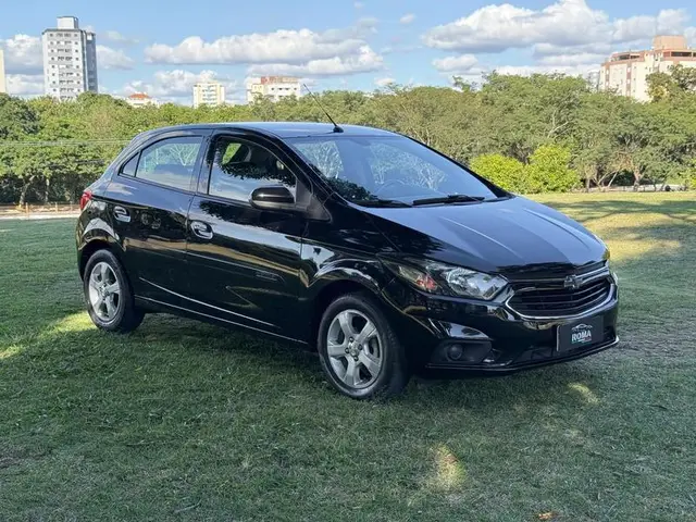 Carro Chevrolet Onix 2019 1.4 Activ SPE/4