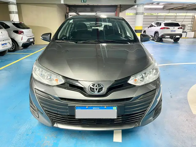 Carro Toyota Yaris Sedan 2021 1.5 XL Plus Connect CVT (Flex)