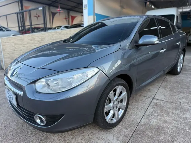 Carro Renault Fluence 2014 2.0 16V Privilege (Aut) (Flex)