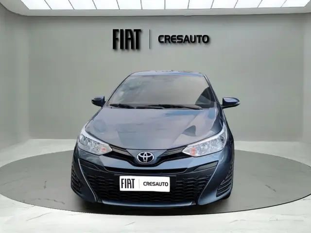 Carro Toyota Yaris 2022 1.5 S CVT (Flex)